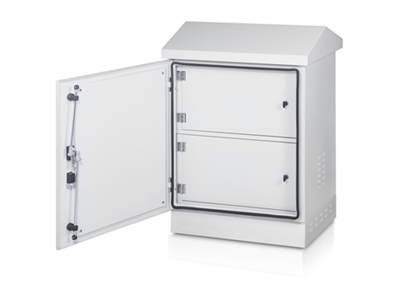 FORMRACK 20U 600x450 IP66 kültéri rack szekrény 100 mm lábazattal, dupla rétegű