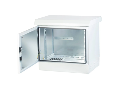 FORMRACK 7U 600x600 IP66 kültéri rack szekrény 100 mm lábazattal, dupla rétegű